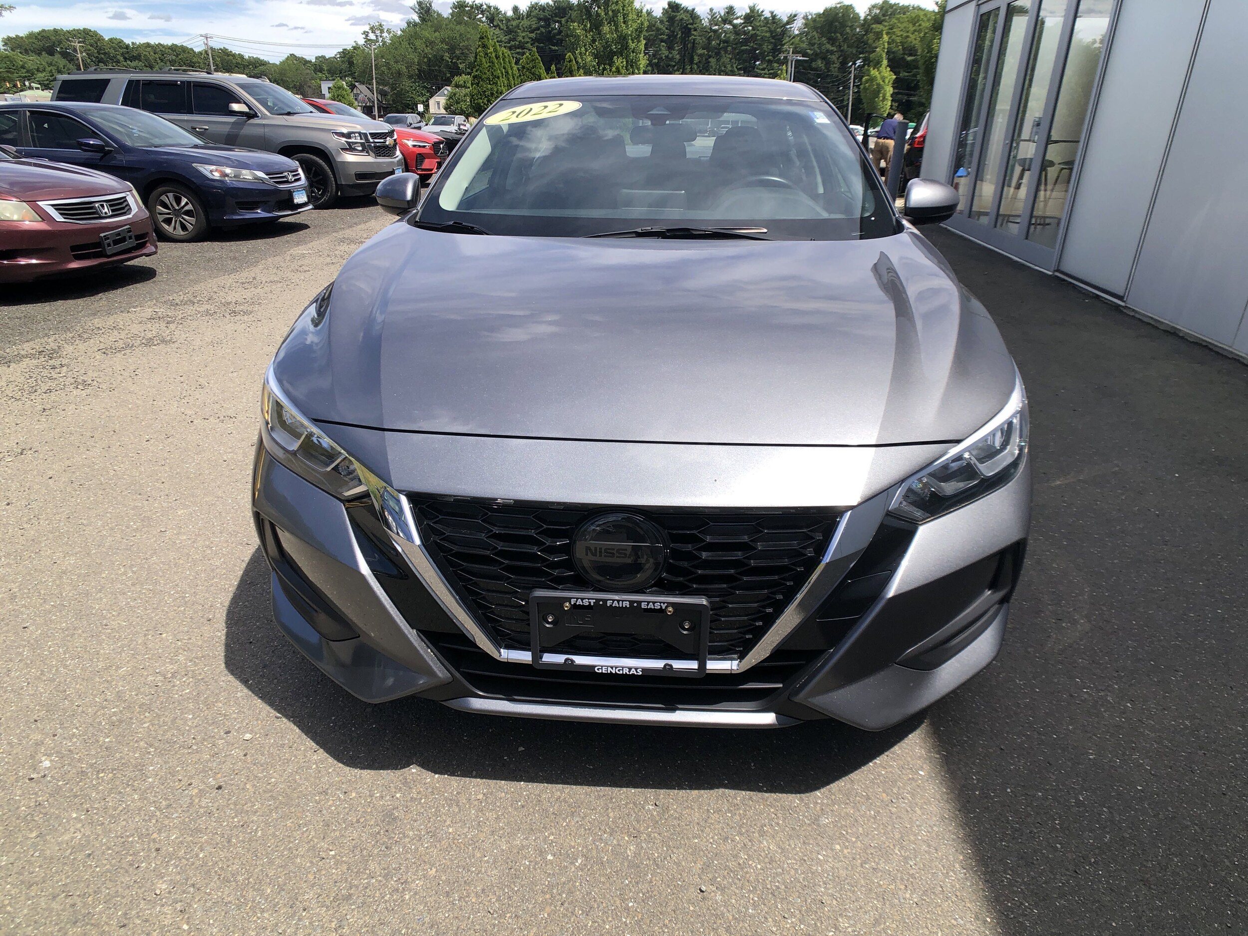2022 Nissan Sentra SV photo 2