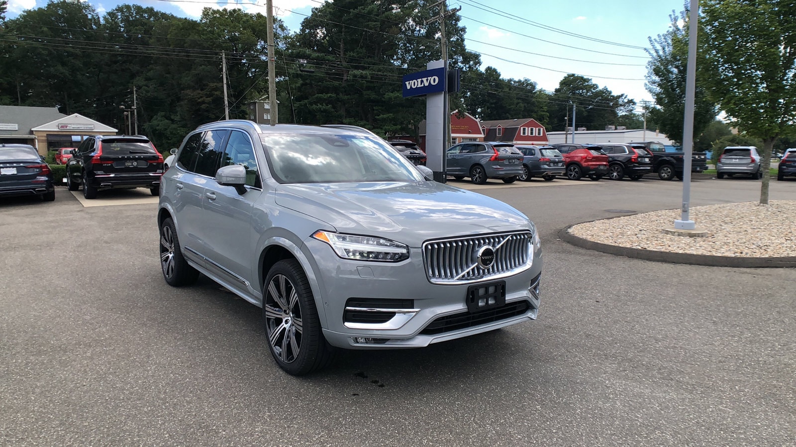 2025 Volvo XC90 SUV 