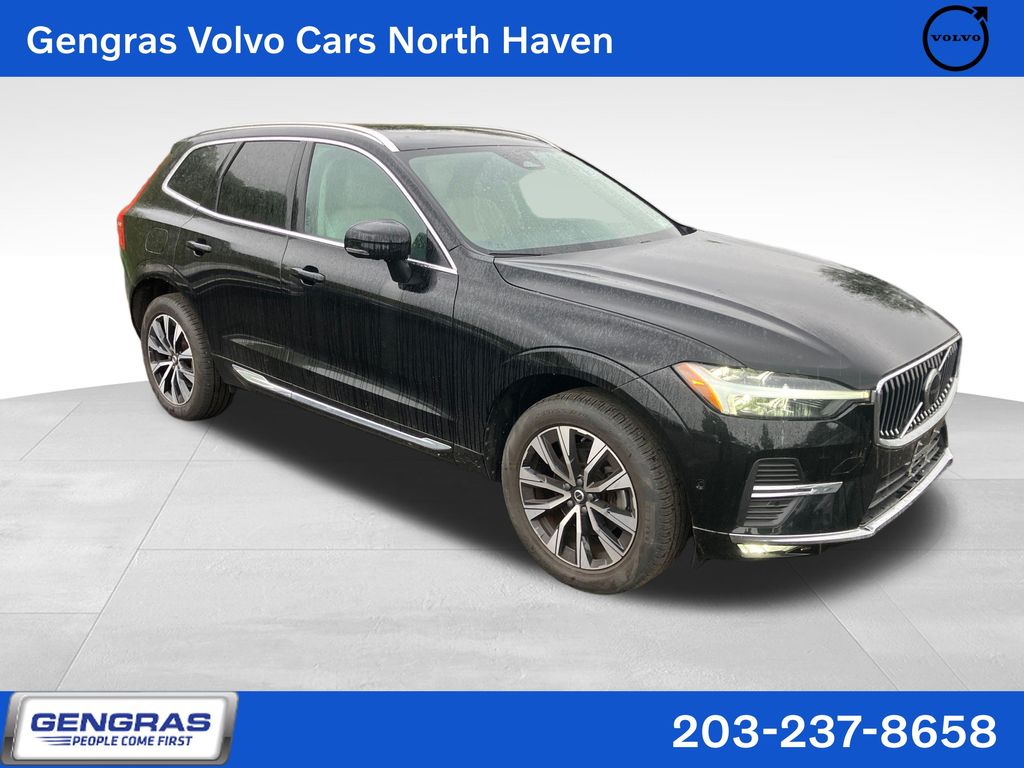 2023 Volvo XC60 B5 Plus Bright Theme AWD's photo