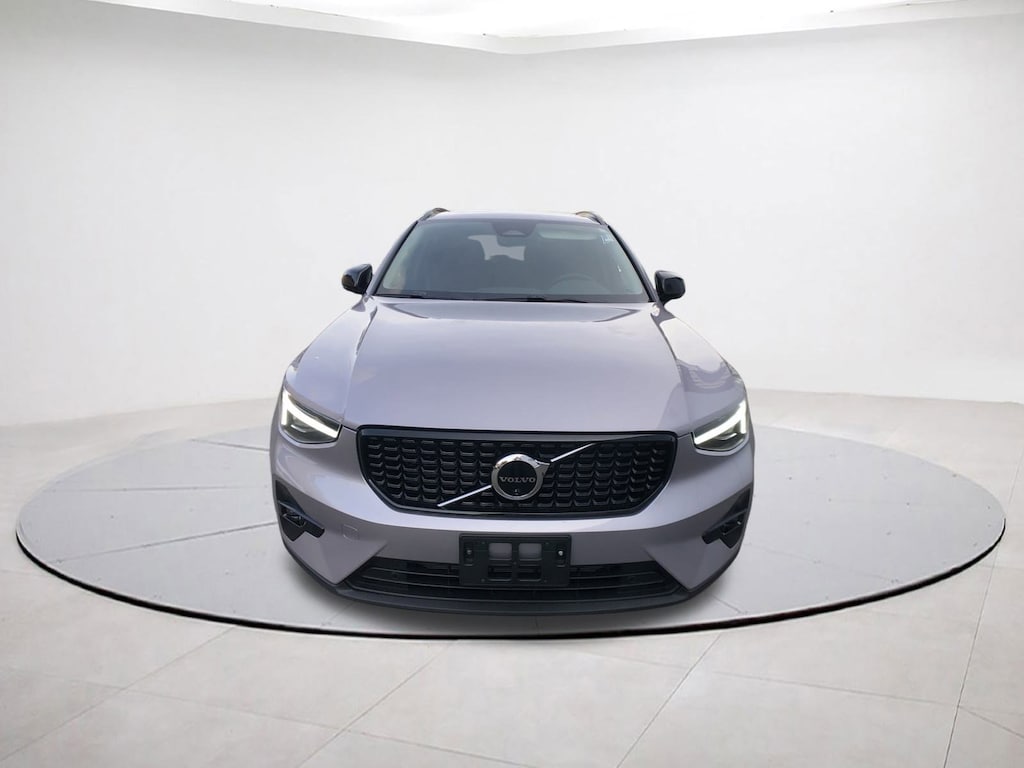 Certified 2026 Volvo XC40 B5 Plus SUV