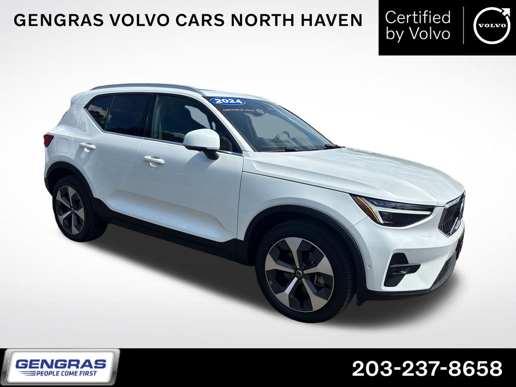 2024 Volvo XC40
