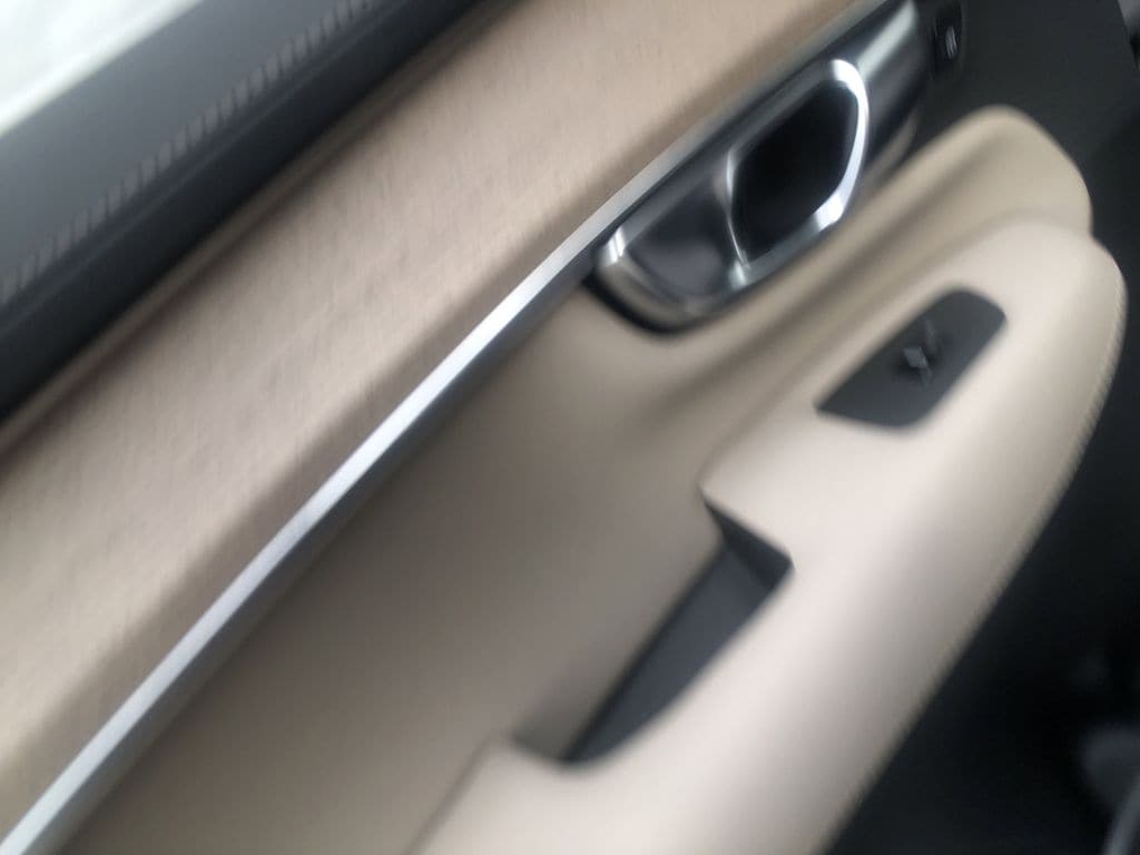 2026 Volvo XC90 Plus - Photo 26