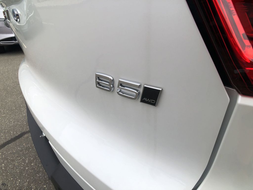 2026 Volvo XC40 Plus - Photo 16