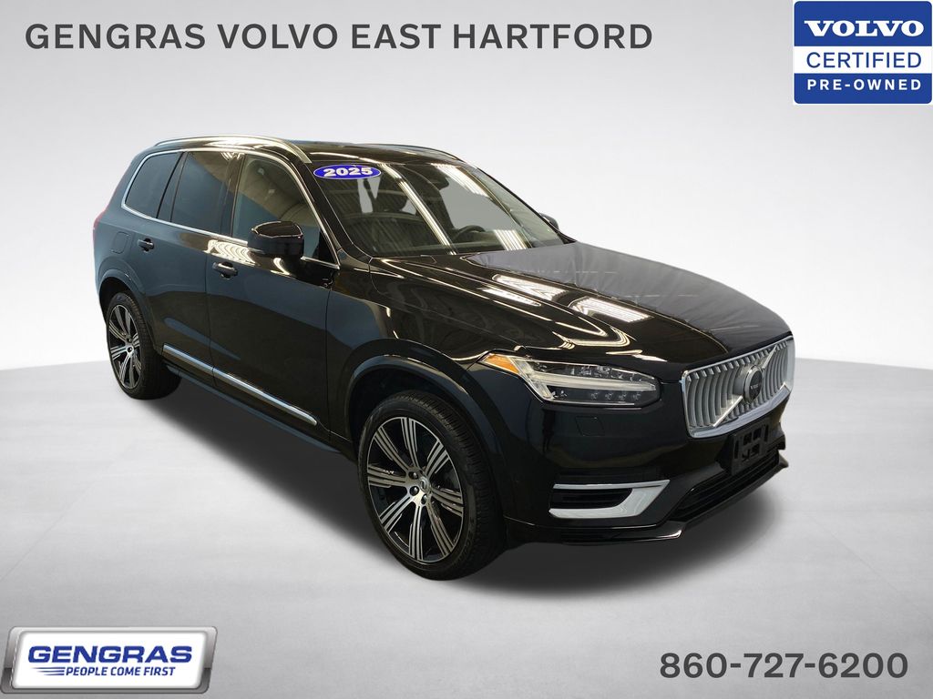 2025 Volvo XC90 T8 Recharge Plus Bright 7-Seat 4WD's photo