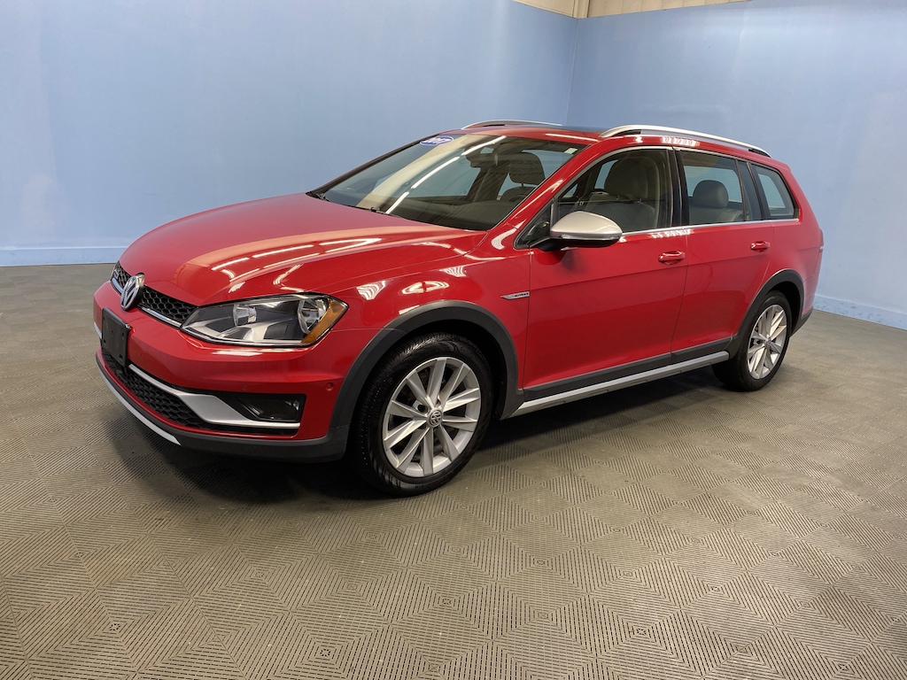 Used 2017 Volkswagen Golf Alltrack Wagon