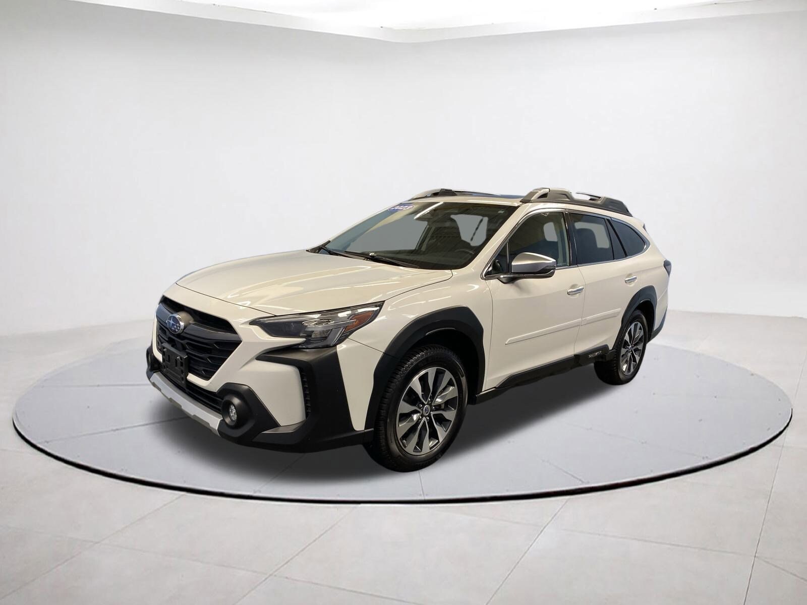 2023 Subaru Outback Touring XT photo 3