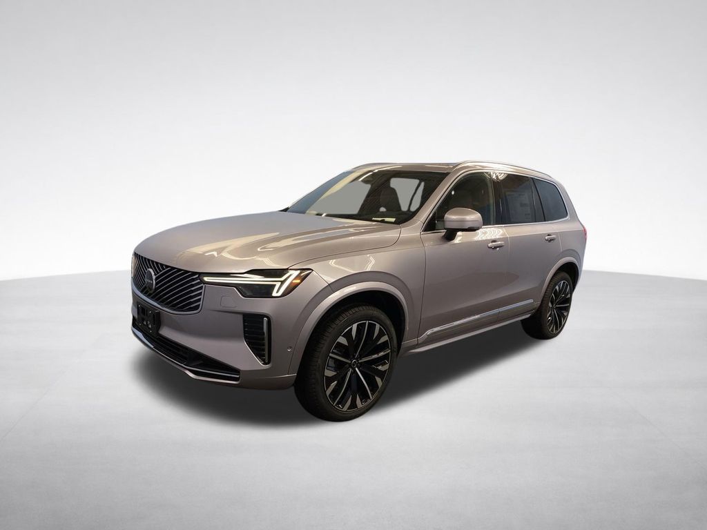 2026 Volvo XC90 Plus - Photo 4