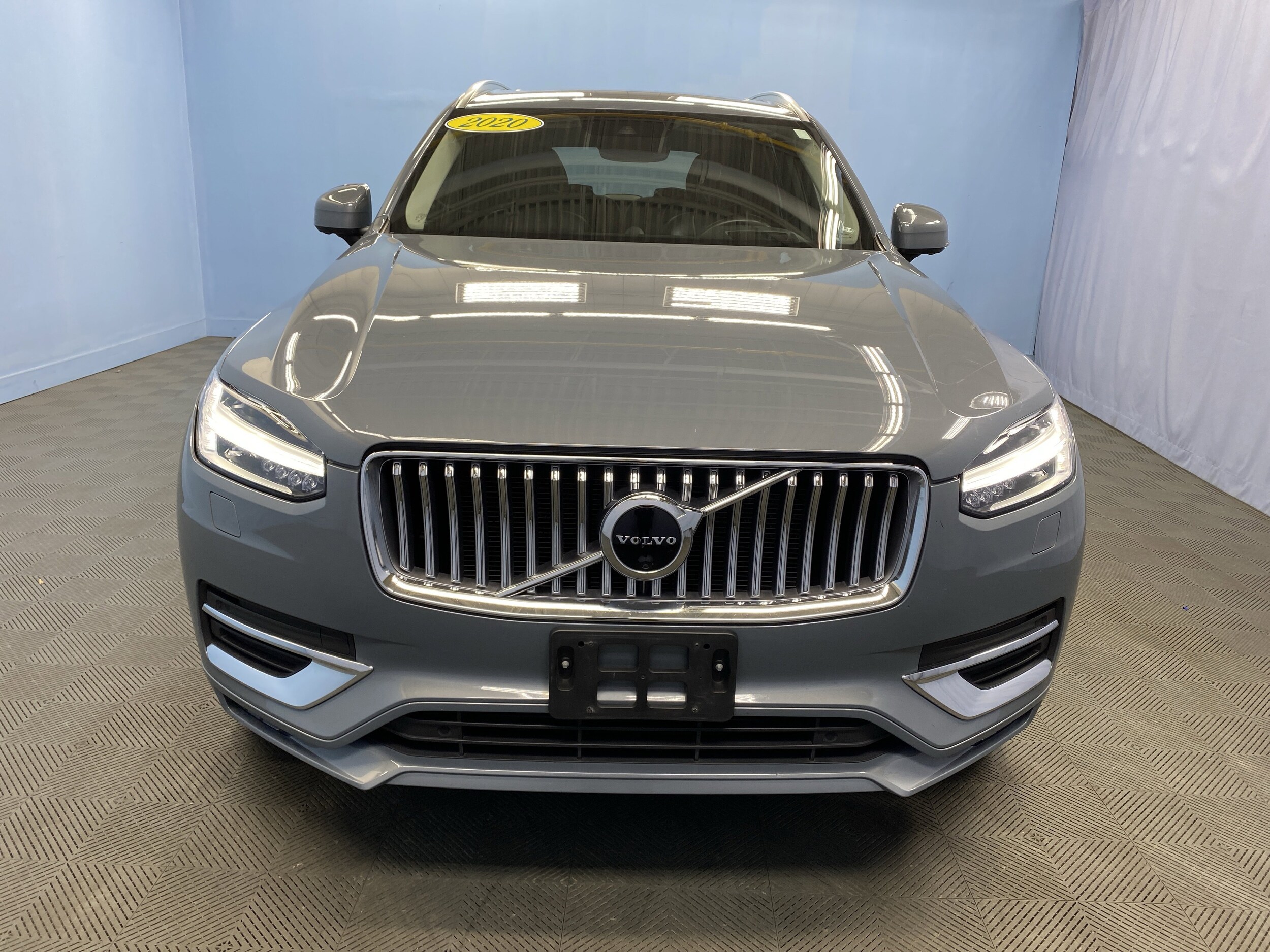 2020 Volvo XC90 Inscription photo 2