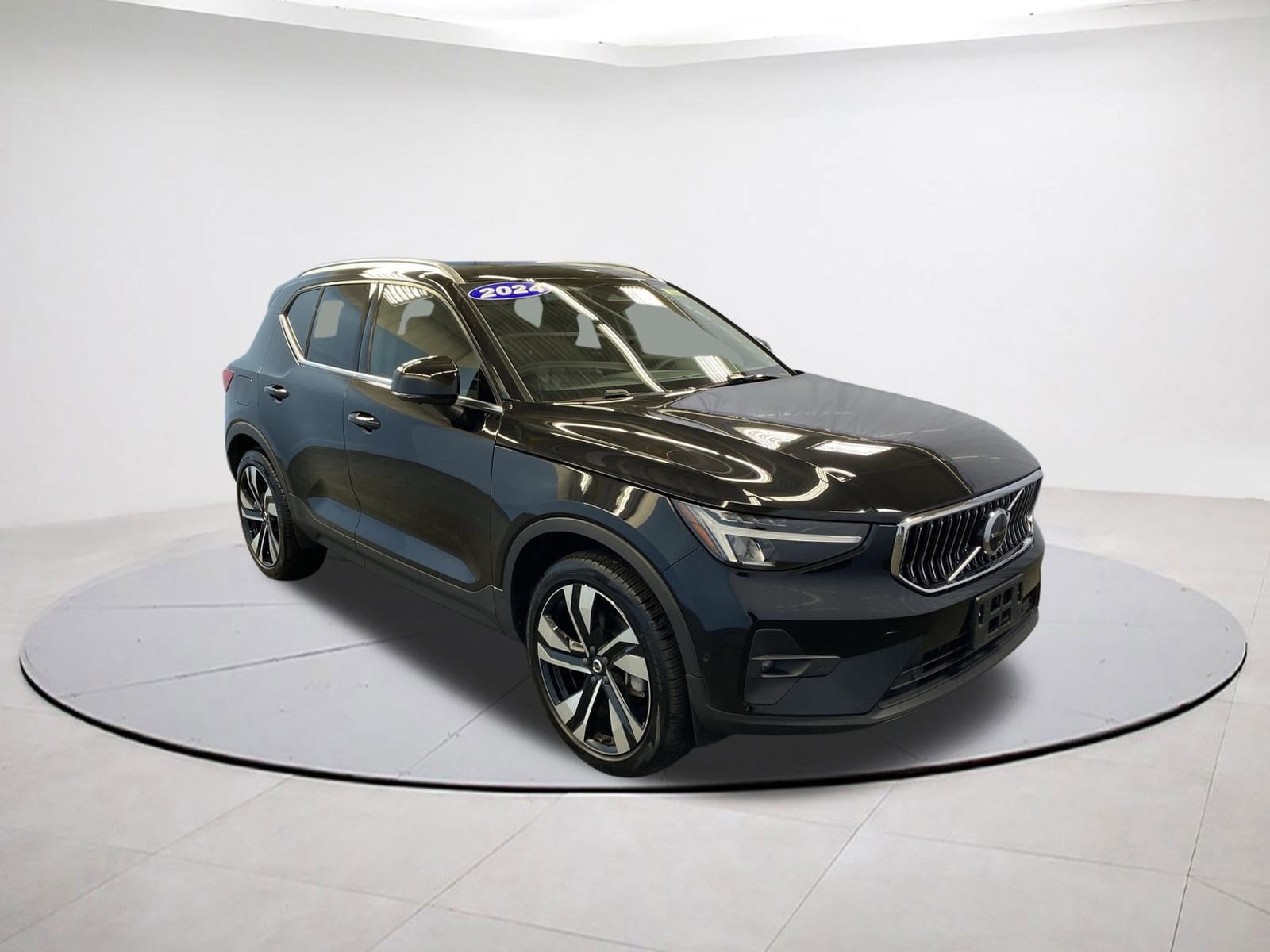 2024 Volvo XC40 Plus's photo