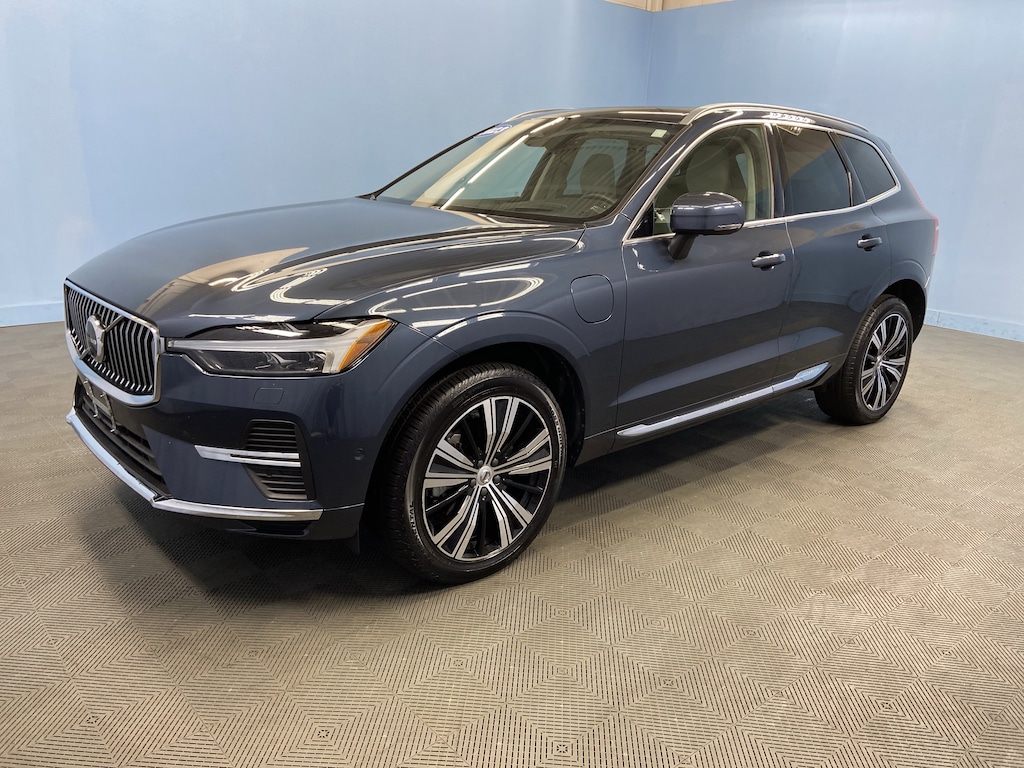 Used 2023 Volvo XC60 Recharge Plug-In Hybrid Ultimate Bright Theme SUV