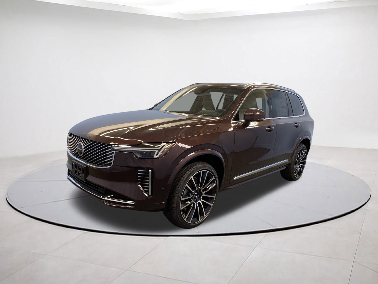 2026 Volvo XC90 Plus photo 3