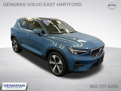 2023 Volvo XC40 B5 Plus Bright Theme SUV