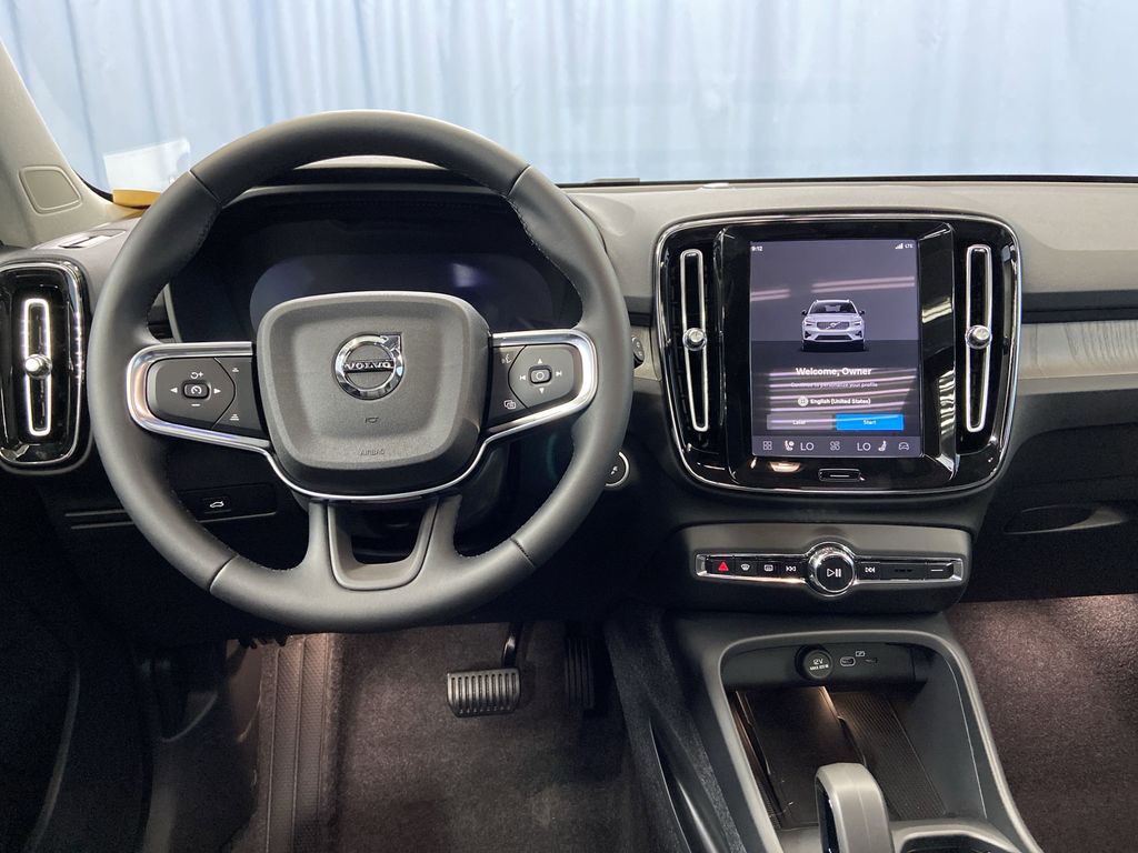 2026 Volvo XC40 Core - Photo 19