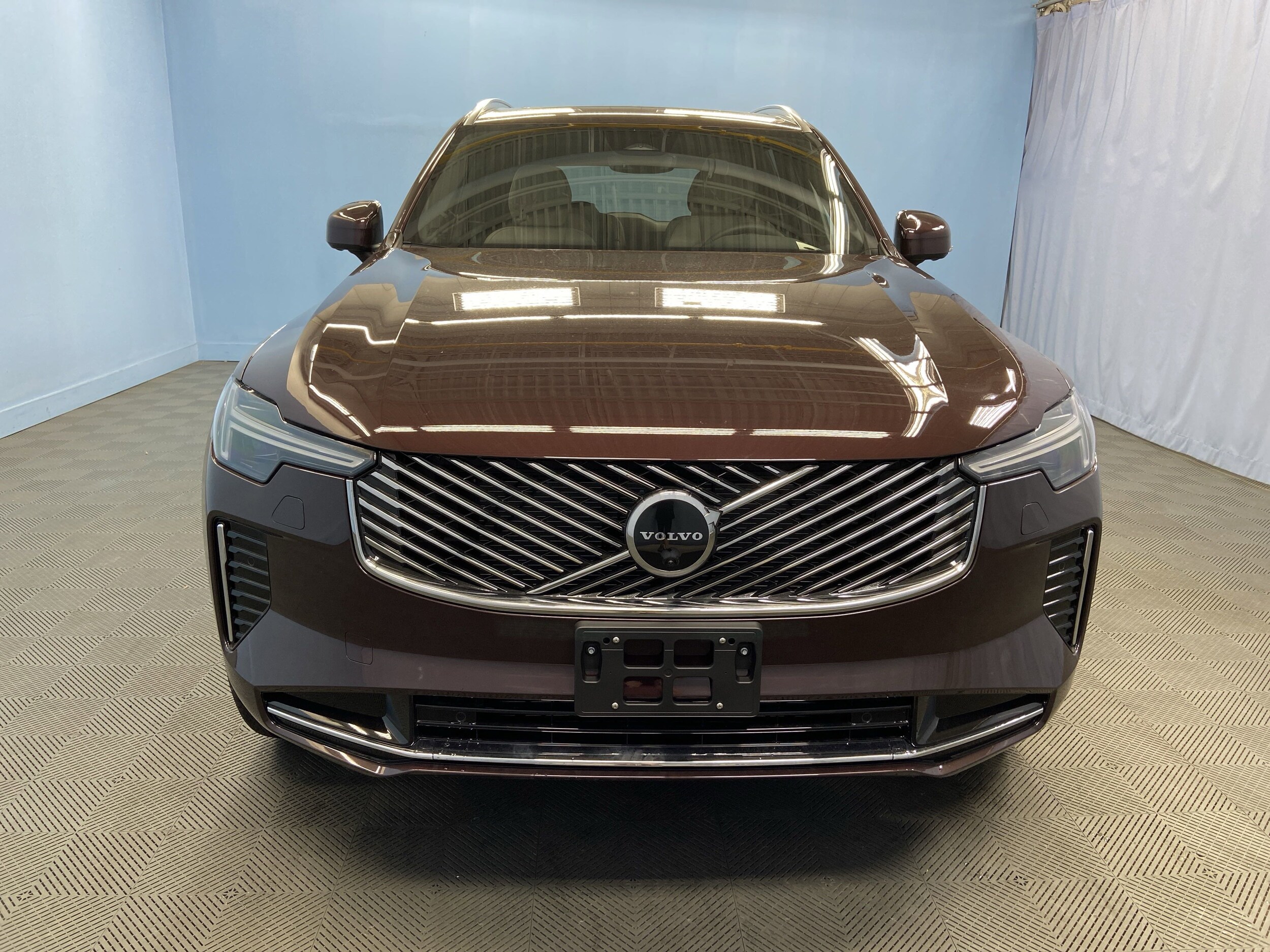 2026 Volvo XC90 B5 Plus photo 2