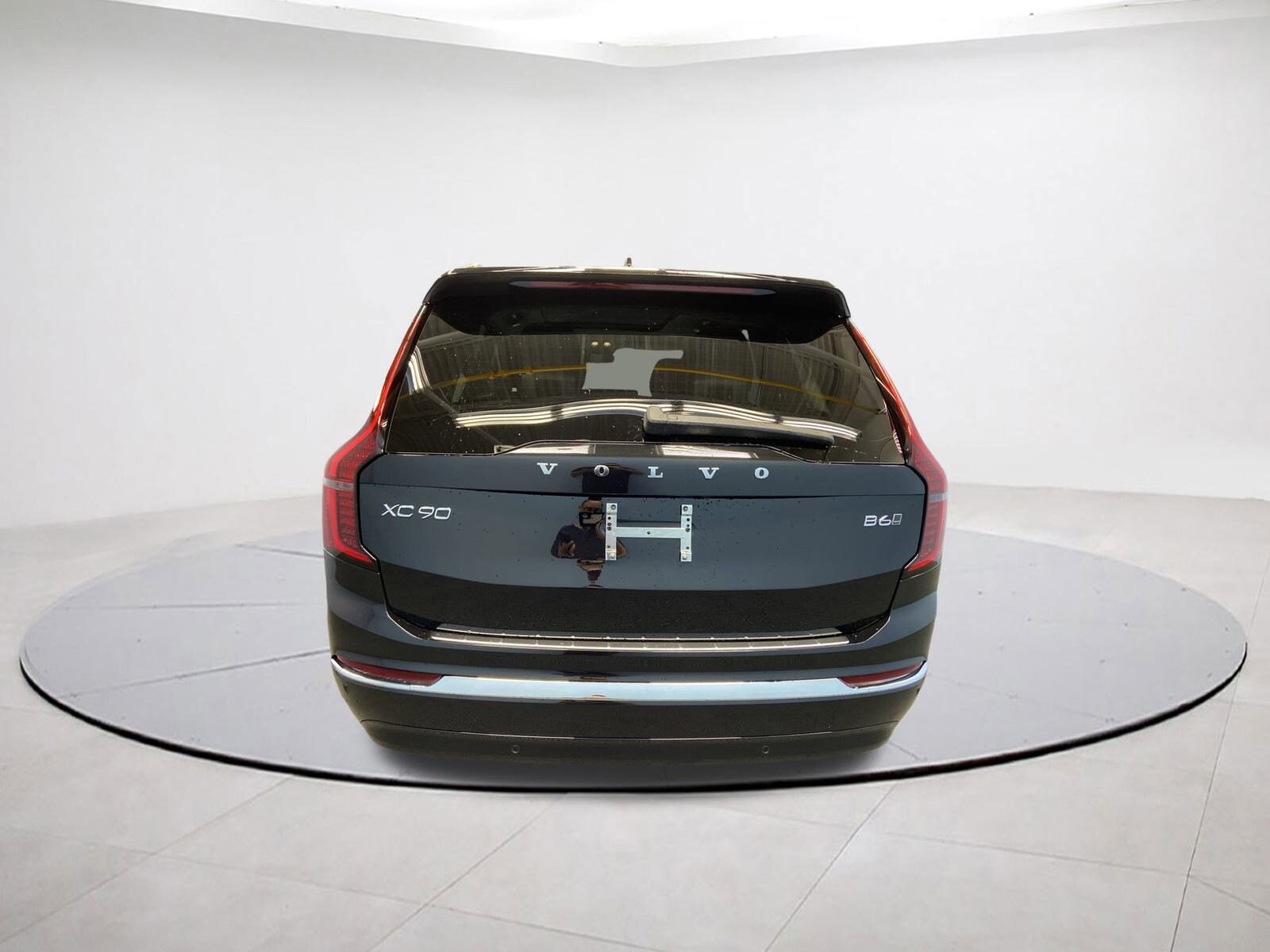 2026 Volvo XC90 Plus photo 4