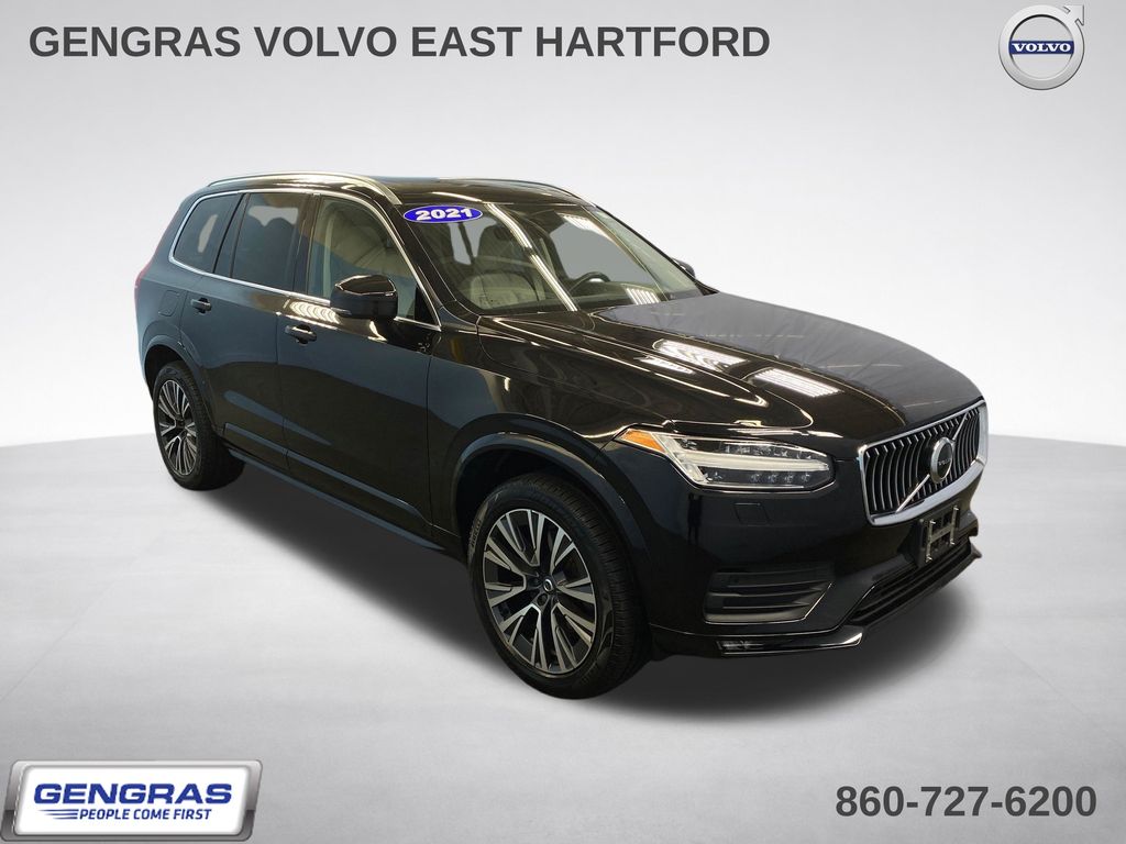 2021 Volvo XC90 T5 Momentum AWD's photo