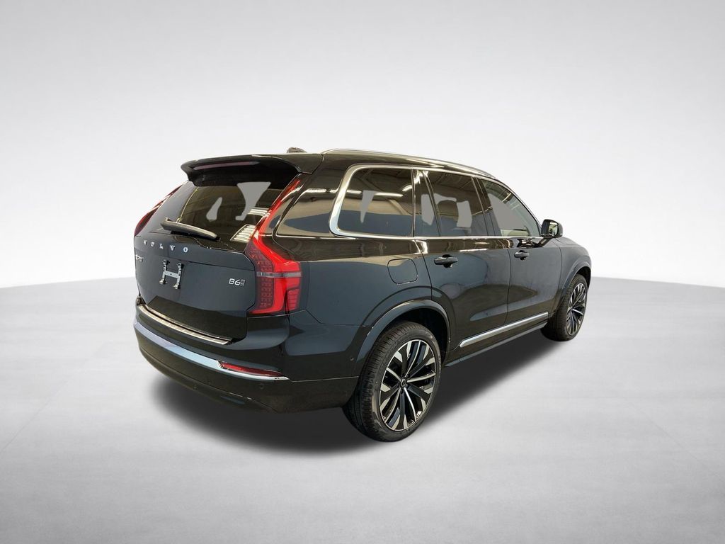 2026 Volvo XC90 Plus - Photo 6