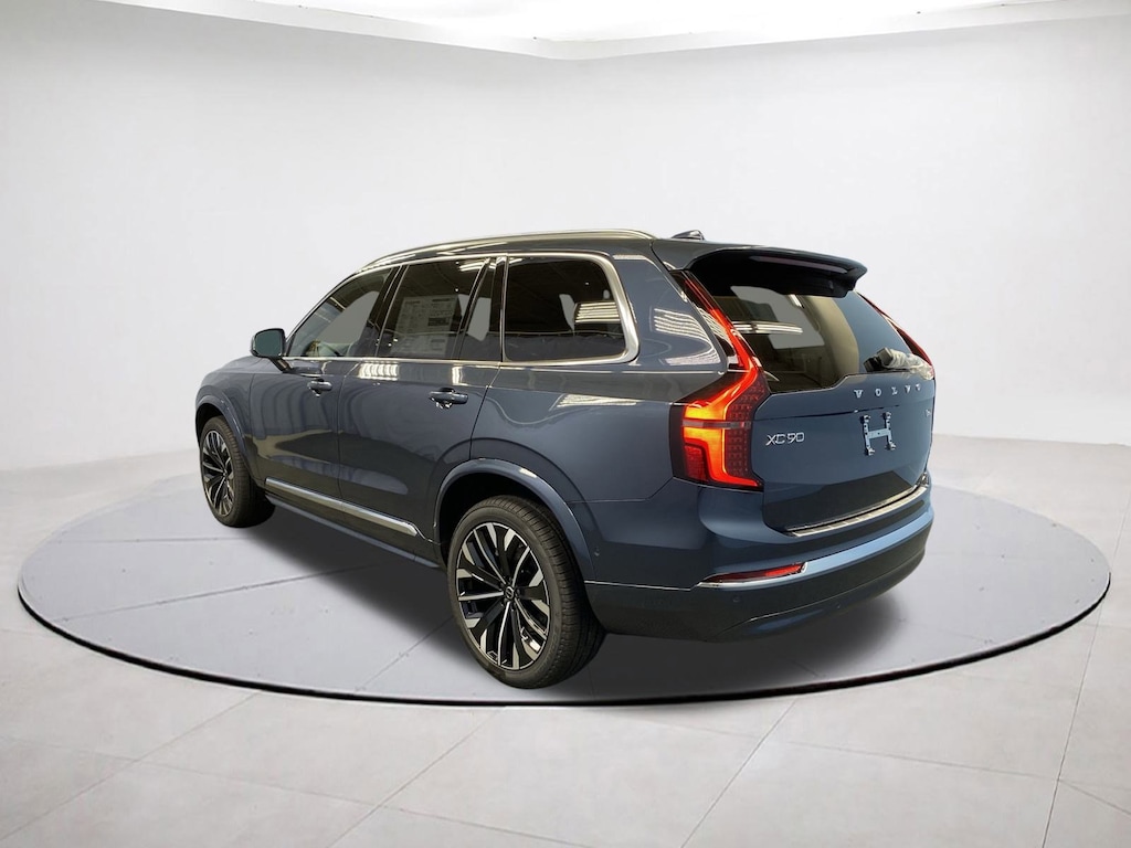 New 2026 Volvo XC90 B6 Plus 7-Seater SUV