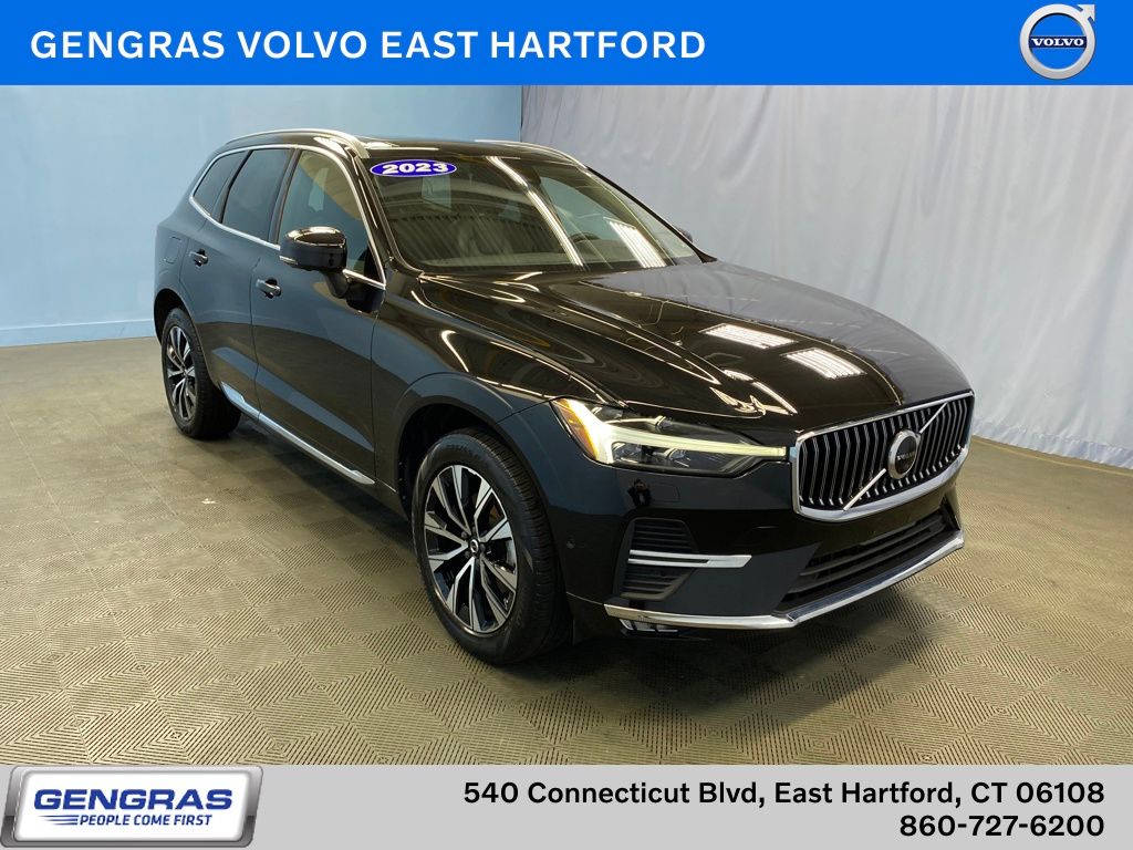 2023 Volvo XC60 SUV 