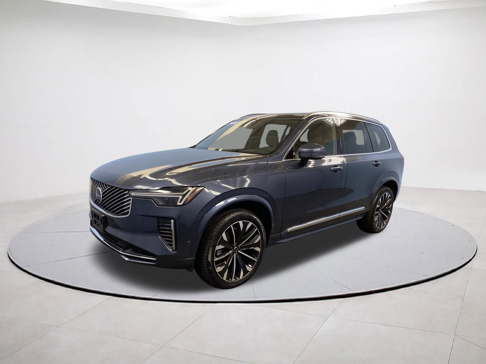 2025 Volvo XC90 Plus photo 2