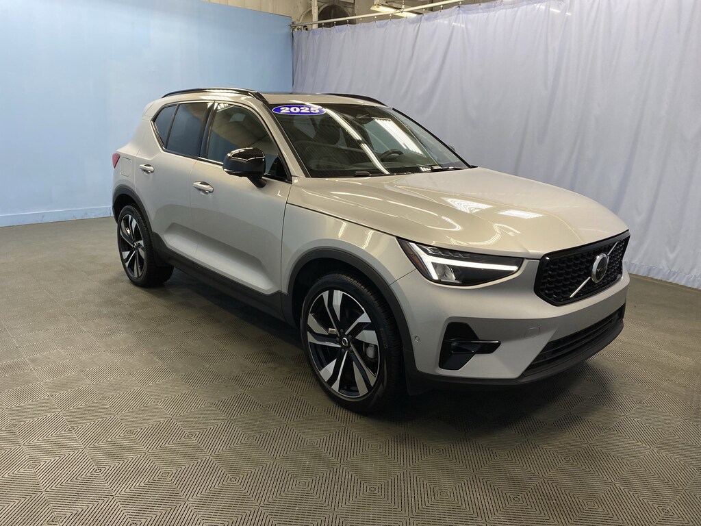 Used 2025 Volvo XC40 Plus Dark Theme SUV