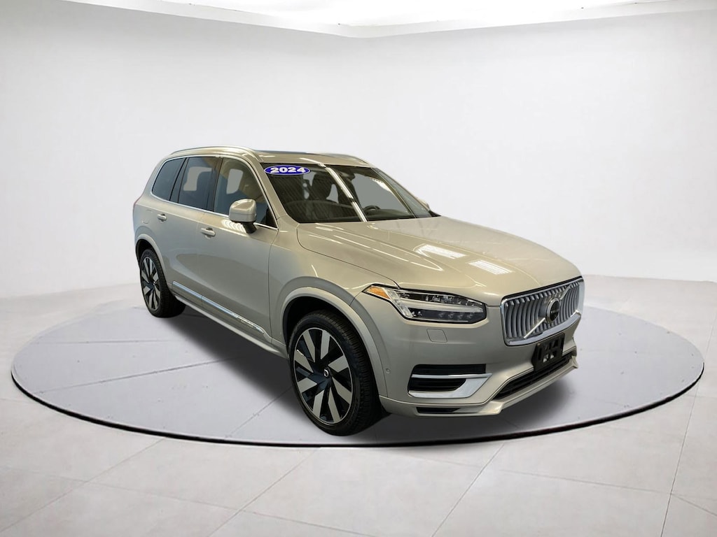 Used 2024 Volvo XC90 plug-in hybrid Plus Bright Theme SUV
