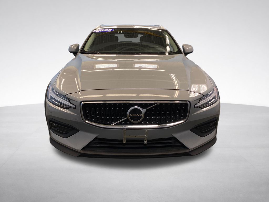 YV4L12WK9S2149672