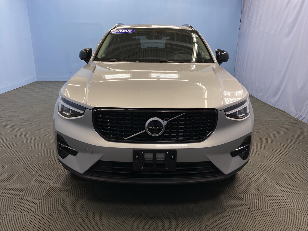 Used 2025 Volvo XC40 Plus Dark Theme SUV