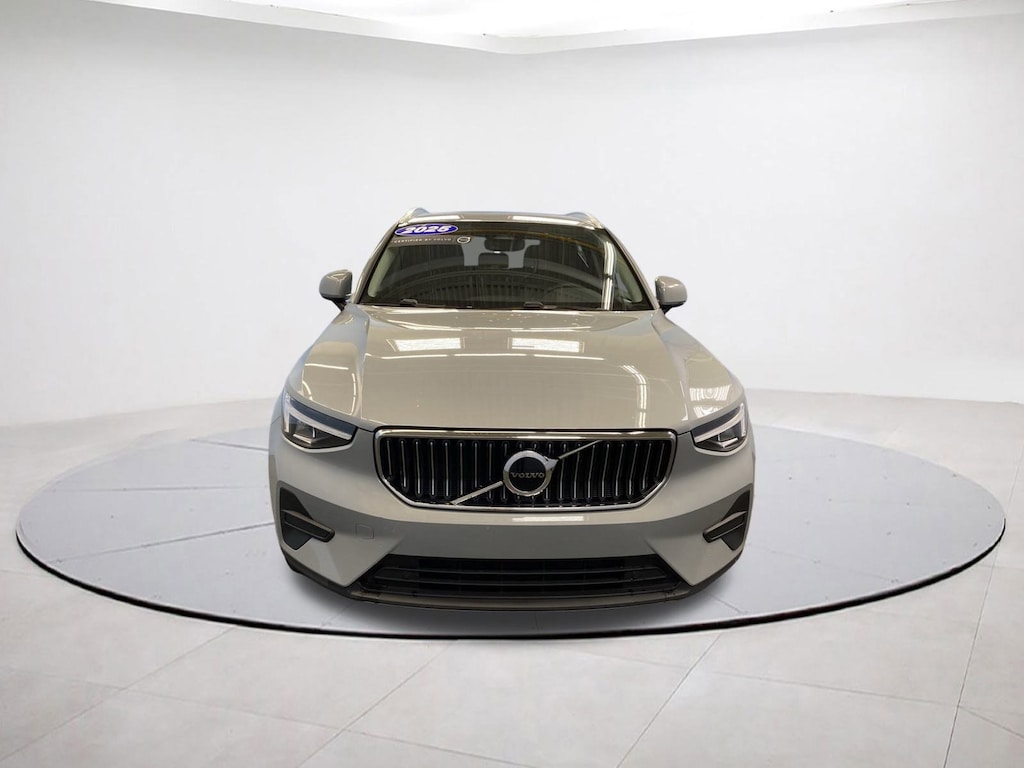 Used 2025 Volvo XC40 Core Bright Theme SUV