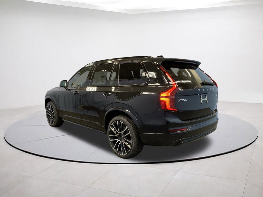 New 2026 Volvo XC90 B6 Ultra Dark Theme 7-Seater SUV