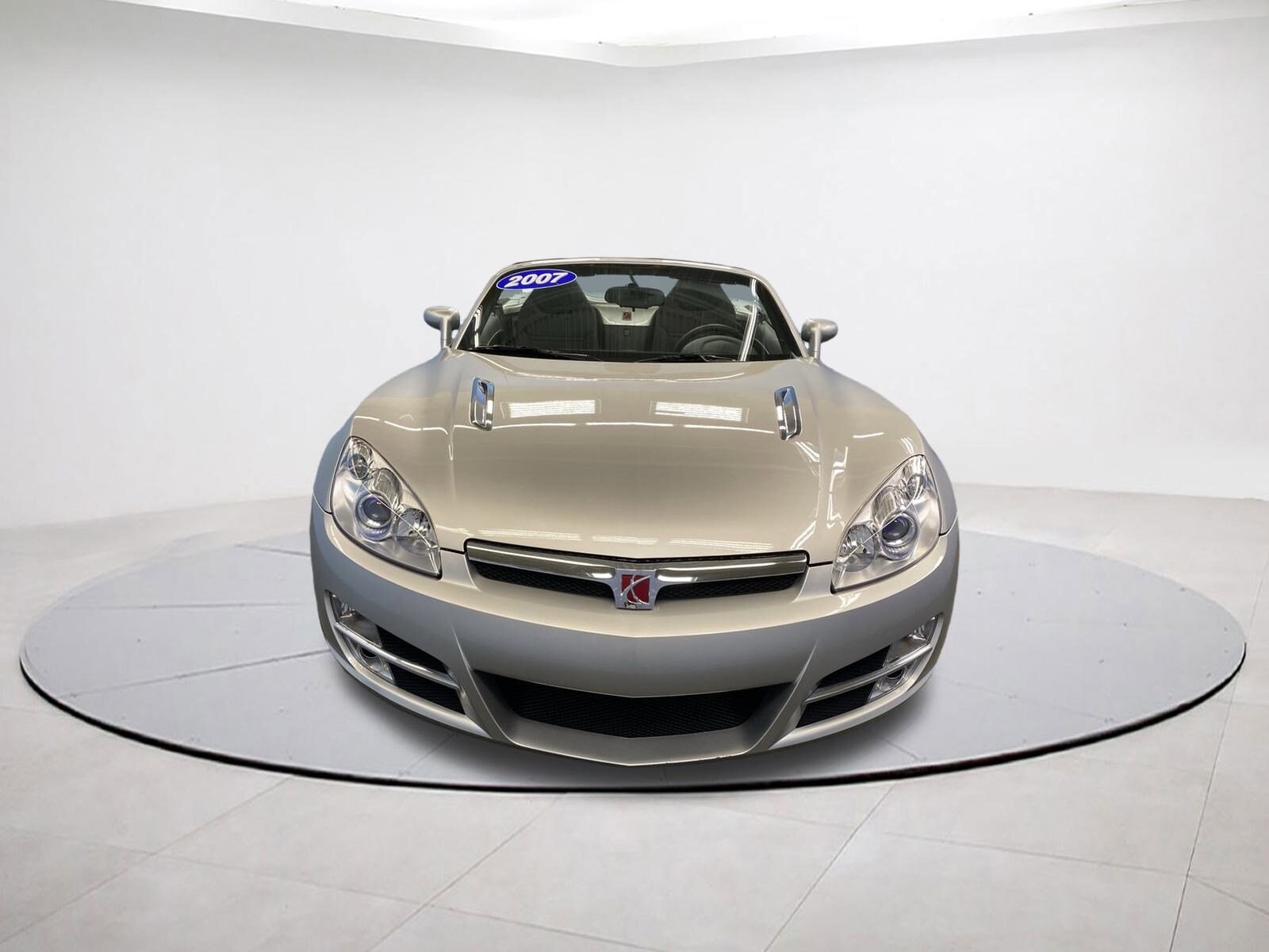 2007 Saturn Sky Convertible photo 2