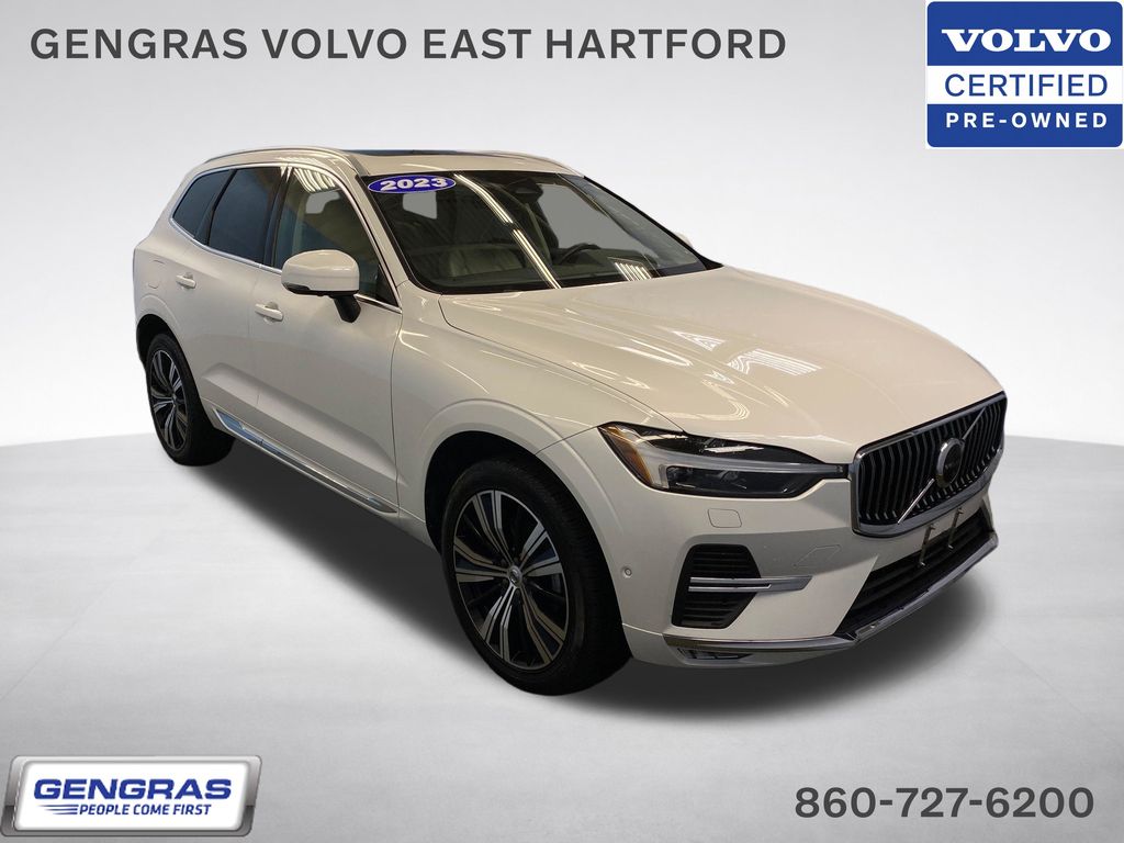 2023 Volvo XC60 SUV 