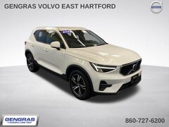 2023 Volvo XC40 B5 Core SUV
