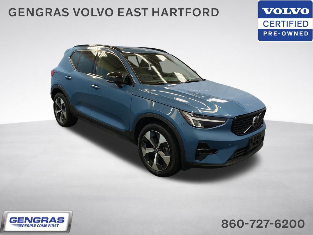 2024 Volvo XC40