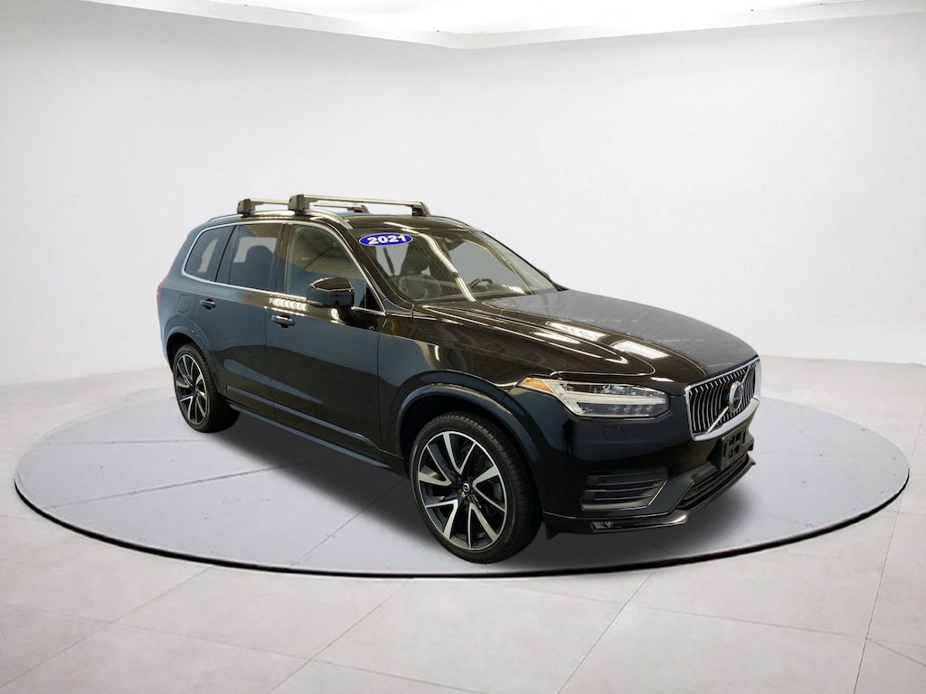 Used 2021 Volvo XC90 Momentum SUV