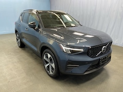 New 2026 Volvo XC40 B5 Core SUV YV4L12UK3T2666051 for sale Hartford, CT