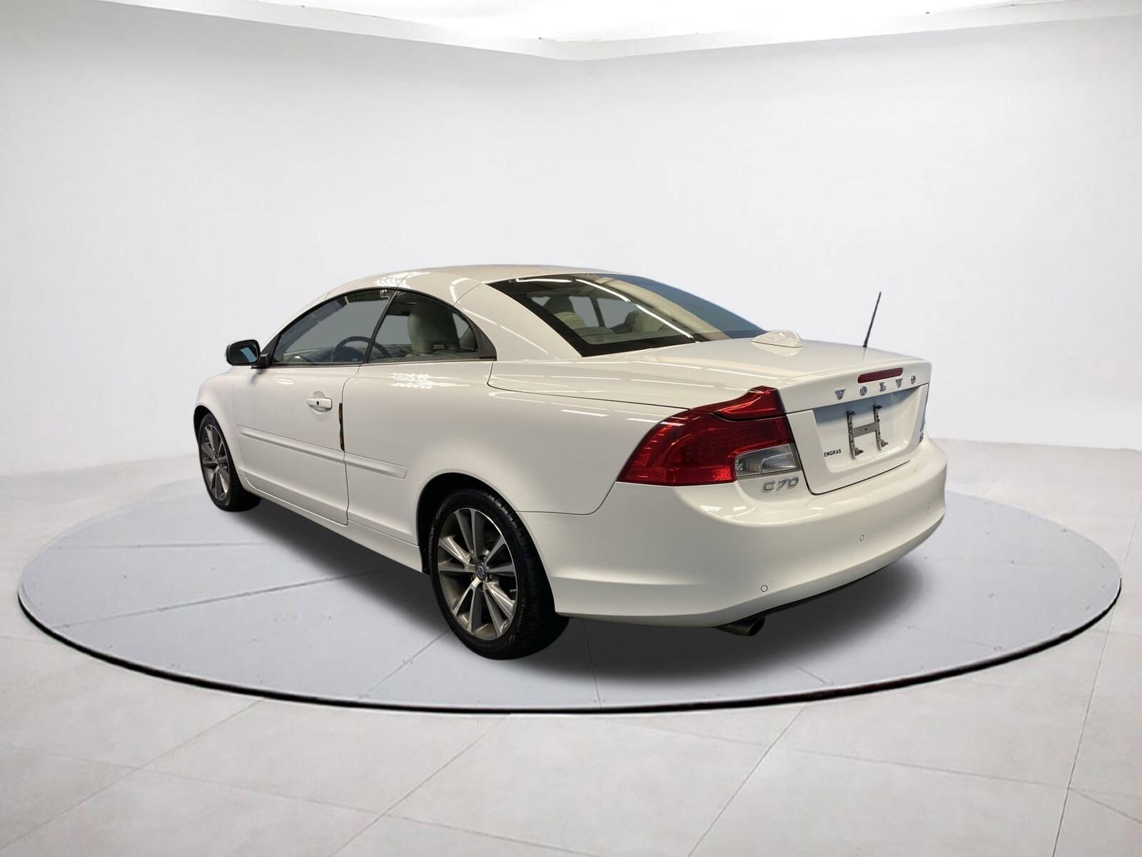 2012 Volvo C70 T5 photo 4