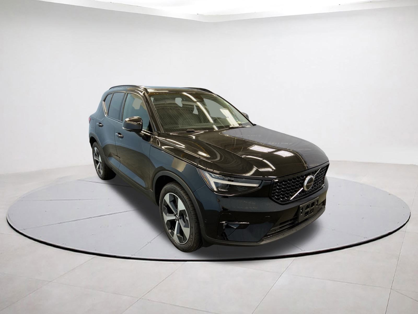 2026 Volvo XC40 Plus's photo