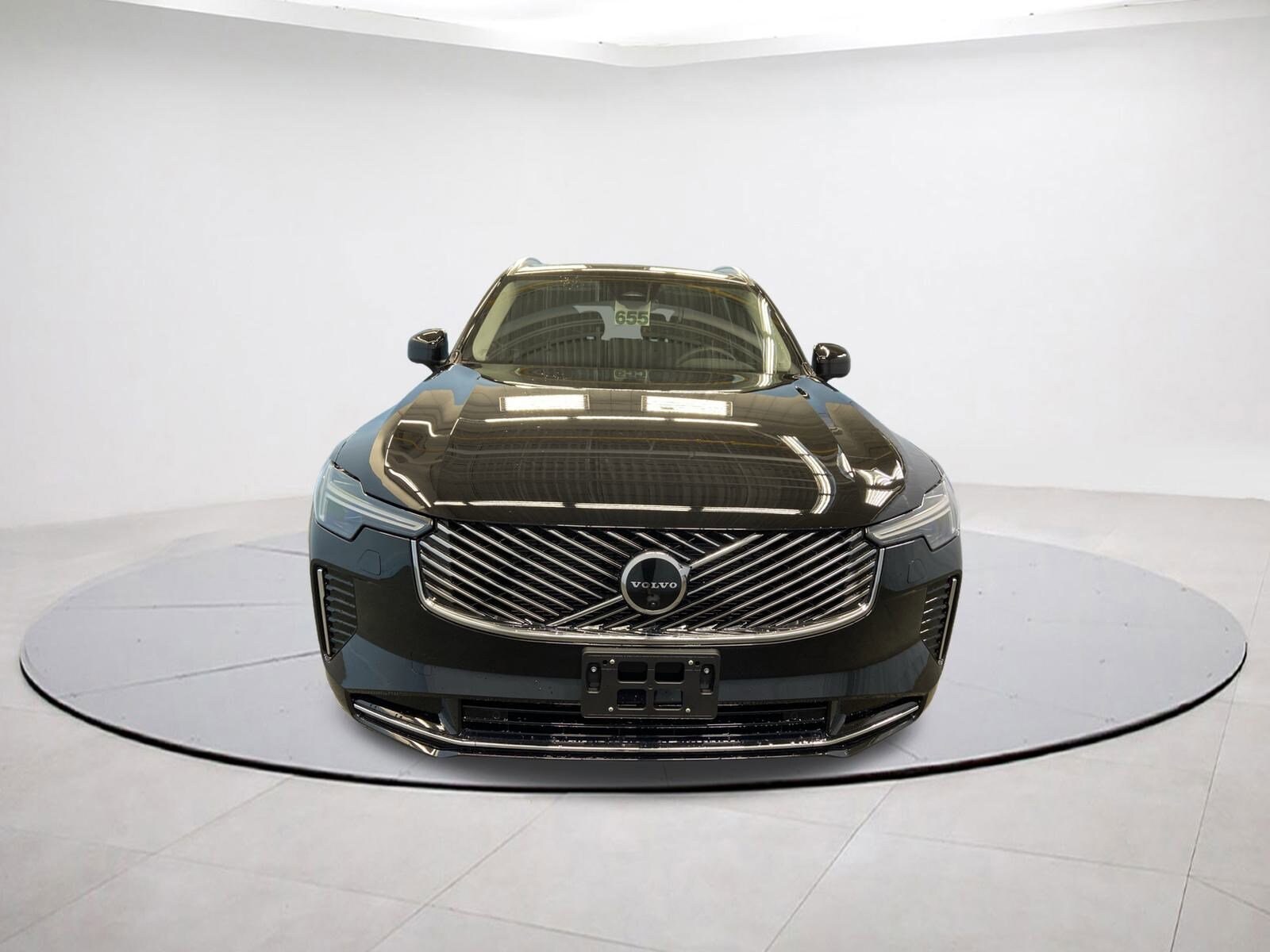 2026 Volvo XC90 Plus photo 2