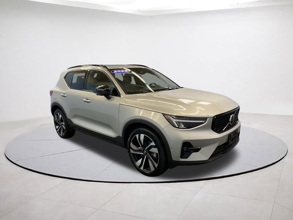 Certified 2025 Volvo XC40 Plus Dark Theme SUV