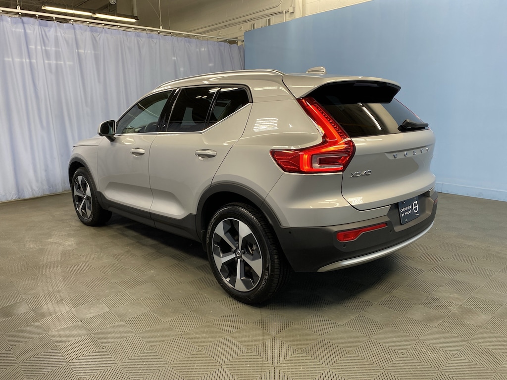 Used 2025 Volvo XC40 Plus Bright Theme SUV