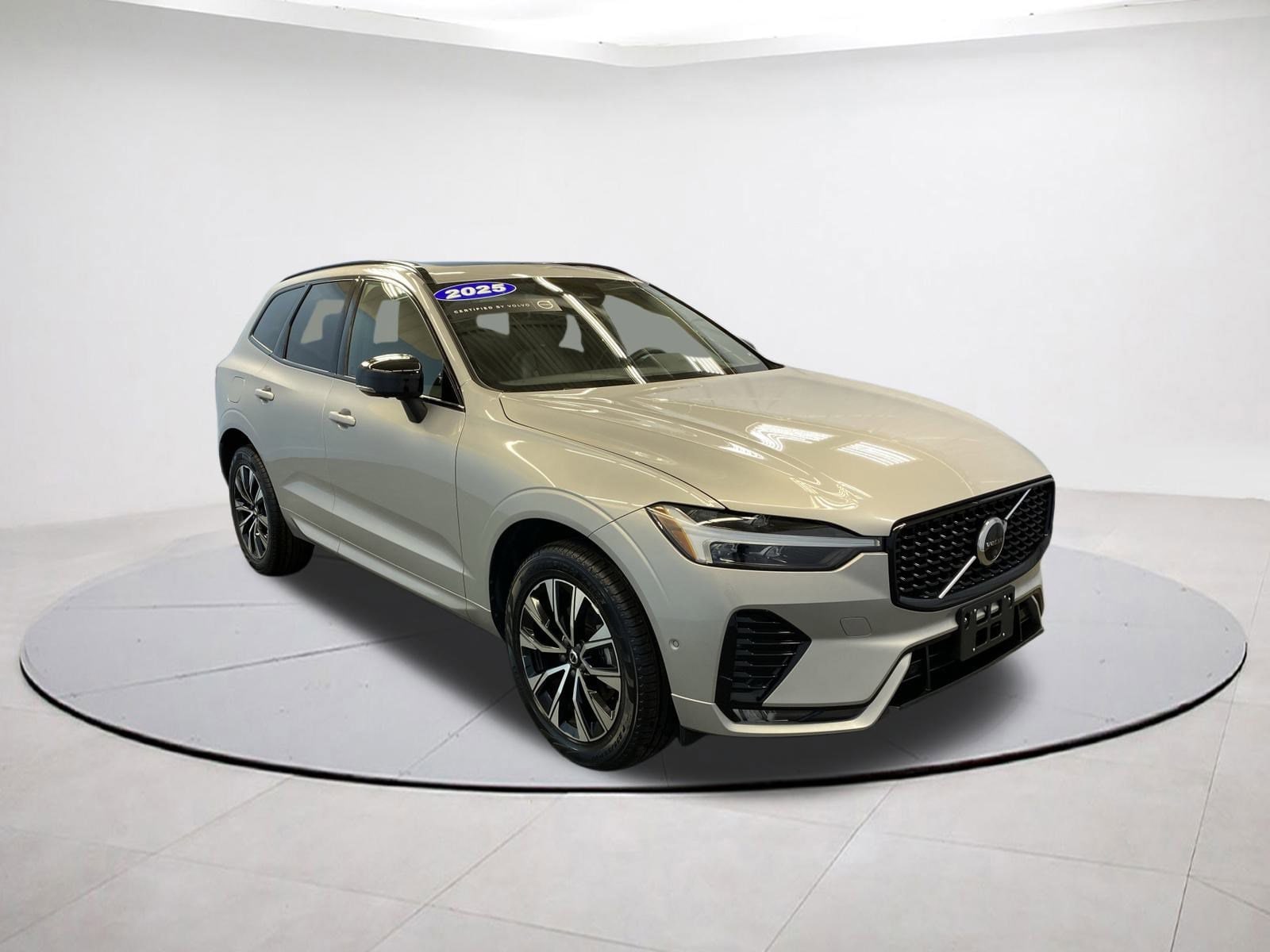 2025 Volvo XC60 Plus