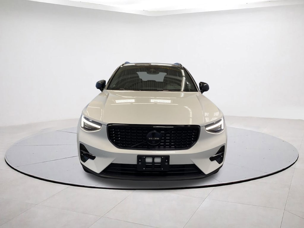 New 2026 Volvo XC40 B5 Ultra Black Edition SUV