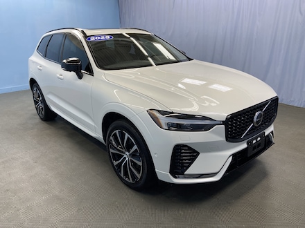 2025 Volvo XC60 Plus SUV