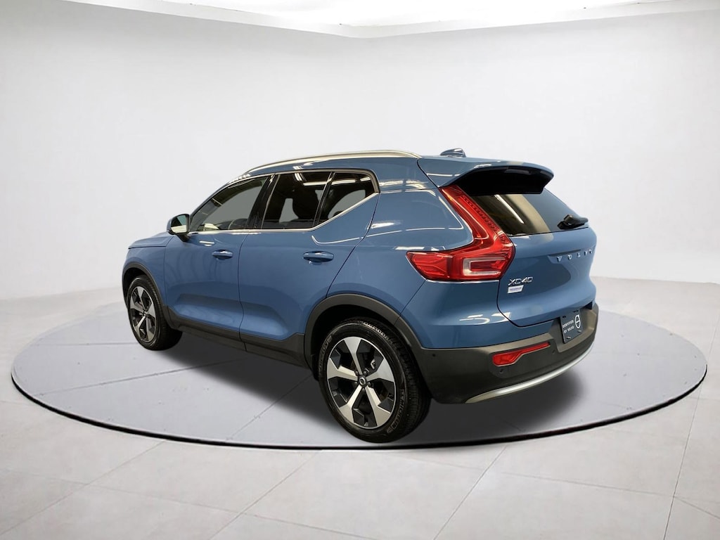 Used 2025 Volvo XC40 Plus Bright Theme SUV
