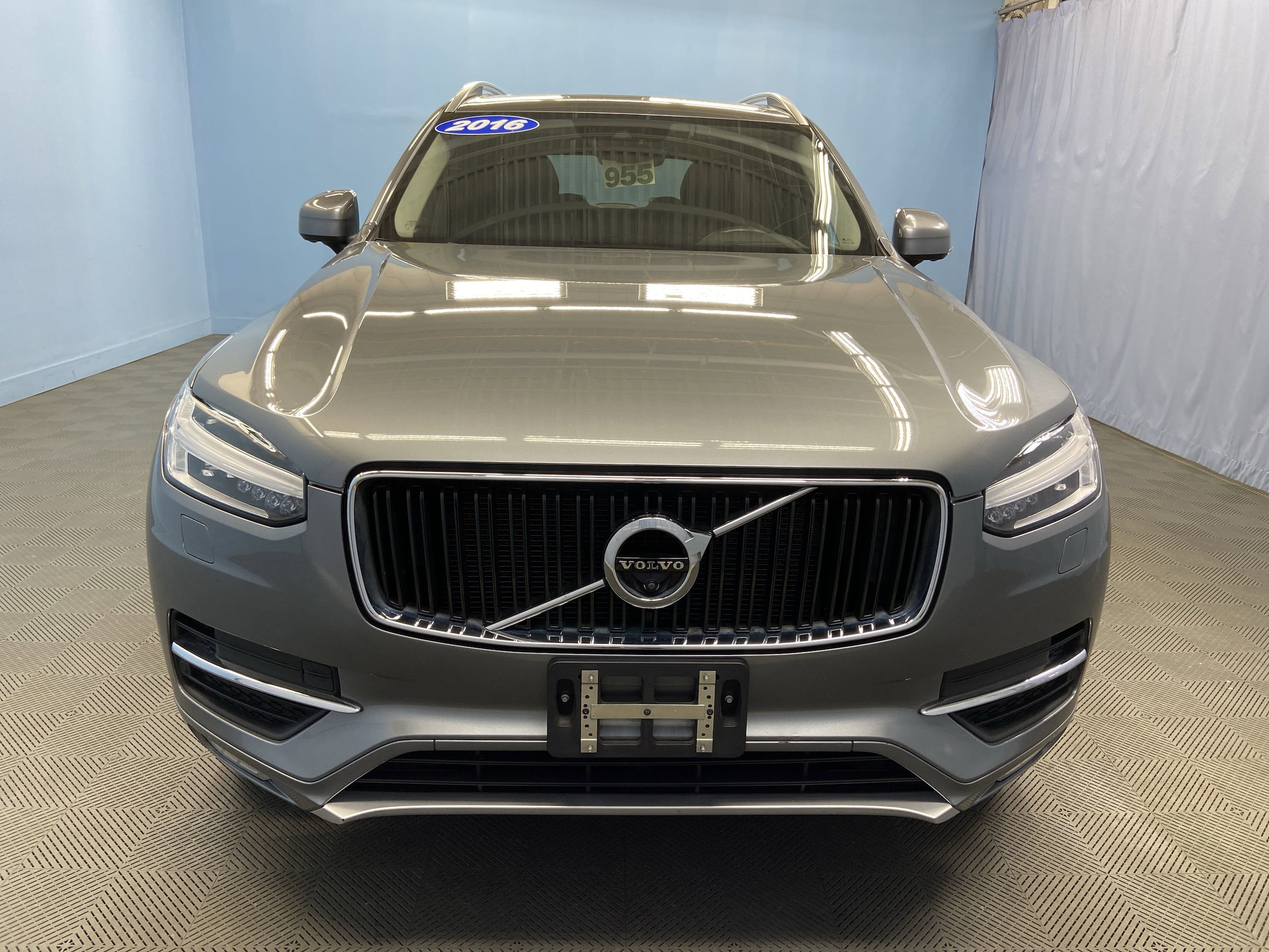 Used 2016 Volvo XC90 Momentum with VIN YV4A22PK0G1071945 for sale in Hartford, CT