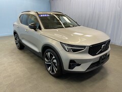 2023 Volvo XC40 Plus Dark Theme SUV