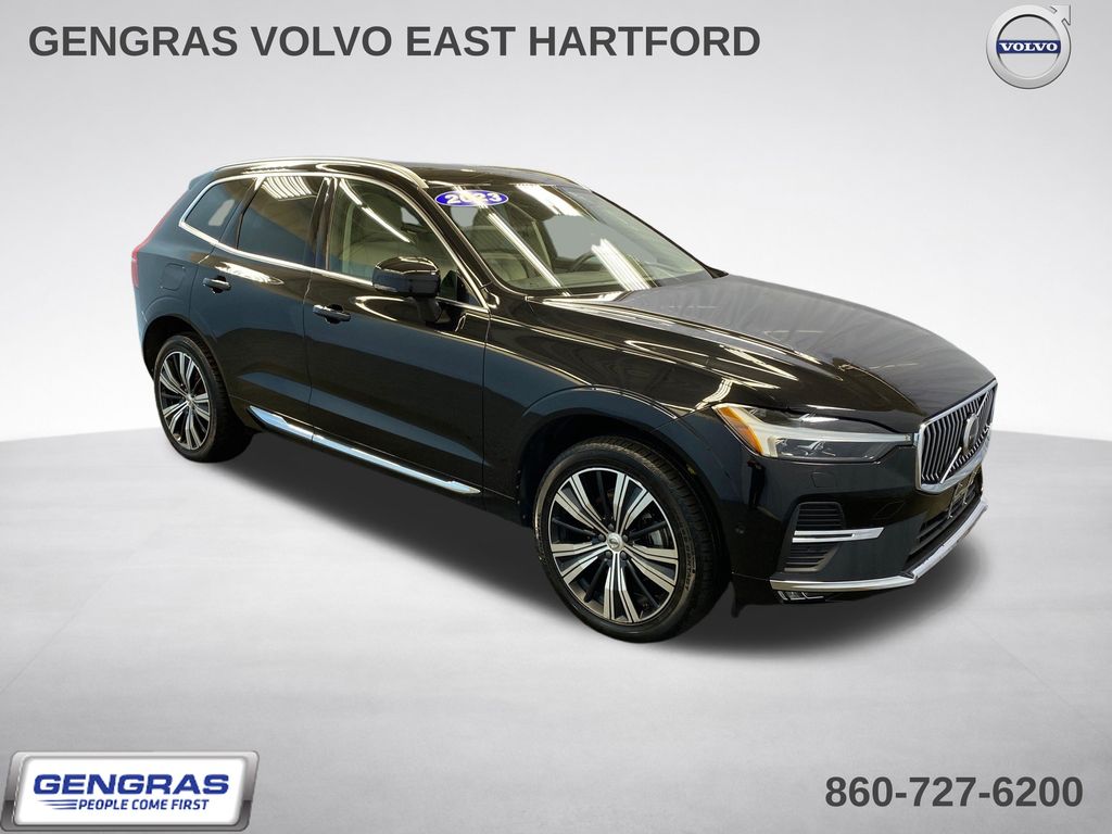 2023 Volvo XC60 SUV 