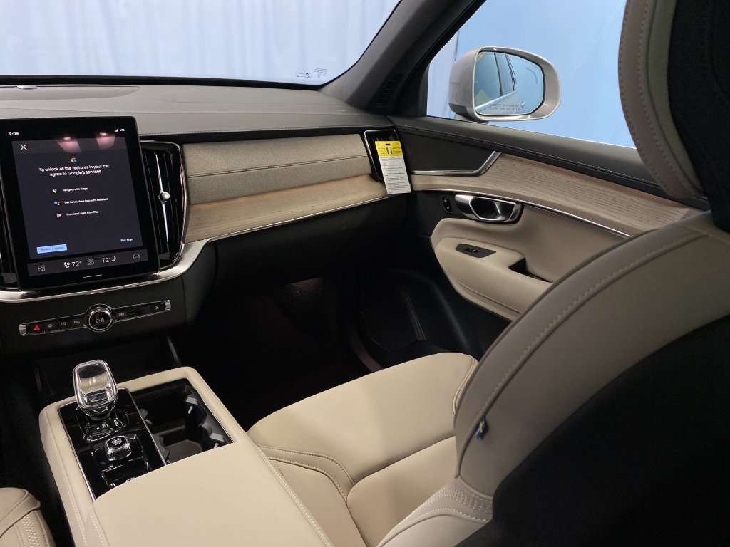 2026 Volvo XC90 Plus - Photo 19