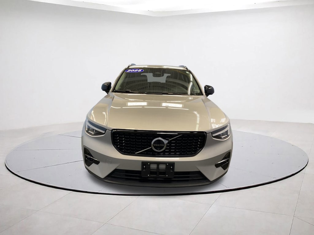 Certified 2025 Volvo XC40 Plus Dark Theme SUV